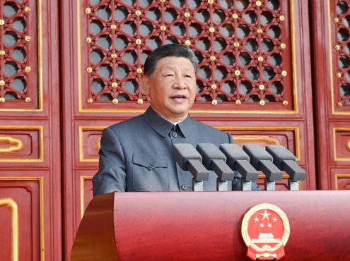 纪念中国人民抗日战争暨世界反法西斯战争胜利80周年大会在京隆重举行 天安门广场举行盛大阅兵仪式 习近平发表重要讲话并检阅受阅部队